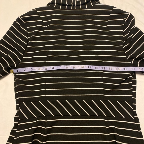 💚 Tribal | Black blazer with white stripes - pockets - size 6 - Picture 6 of 9